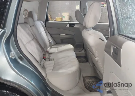 2009 Subaru Forester 2.5X из США, поврежденный, VIN JF2SH61639H770183